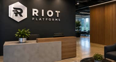 Riot Platforms-Aktie steigt nach Enthüllung des $9,1 Mrd.-Deals mit Anthropic