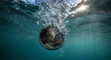 Ethereum slips toward $2,400: key ETH levels to watch if support breaks