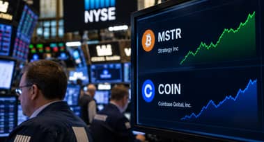 أسهم Strategy وCoinbase ترتفع بعد استعادة بيتكوين مستوى 80,000 دولار