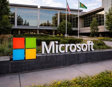 Microsoft in calo: analisti tagliano i target prima dei conti Q4