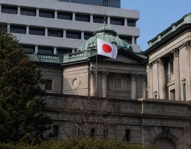 Nikkei 225 değer kaybediyor; SoftBank, Tokyo Electron ve Kioxia hisseleri sert düştü